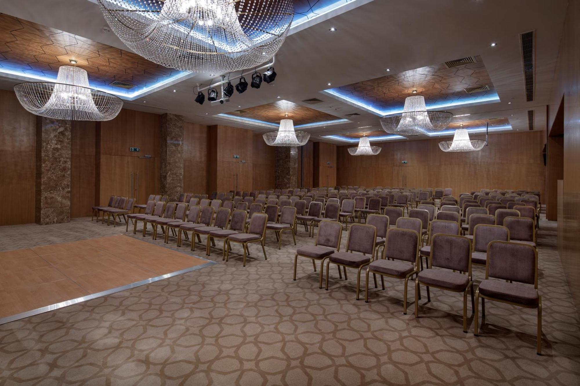 Wyndham Garden Diyarbakir Hotel Buitenkant foto
