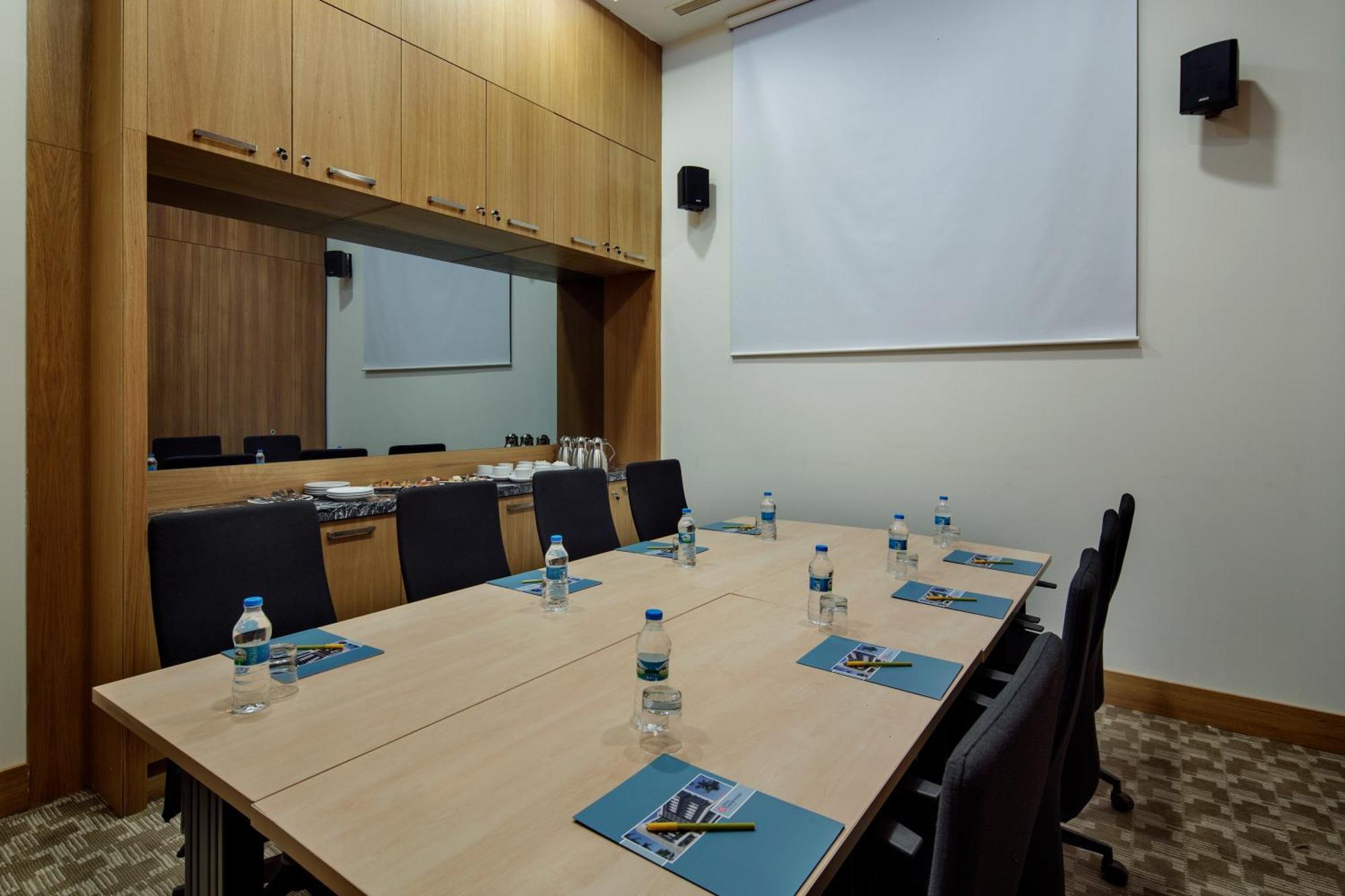 Wyndham Garden Diyarbakir Hotel Buitenkant foto